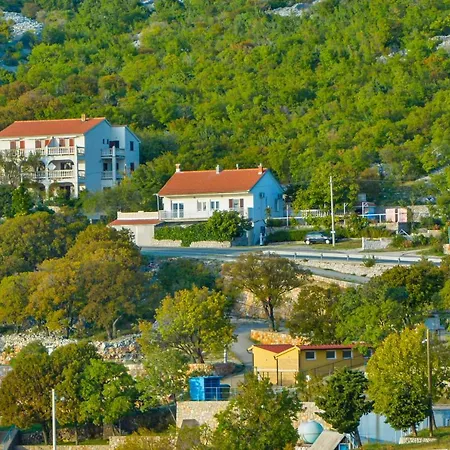 Did Ive Apartment Sibinj Krmpotski