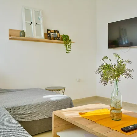 Did Ive Apartment Sibinj Krmpotski