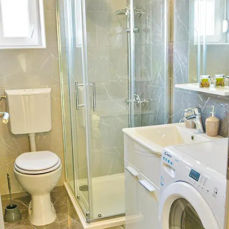 Did Ive Apartment Sibinj Krmpotski